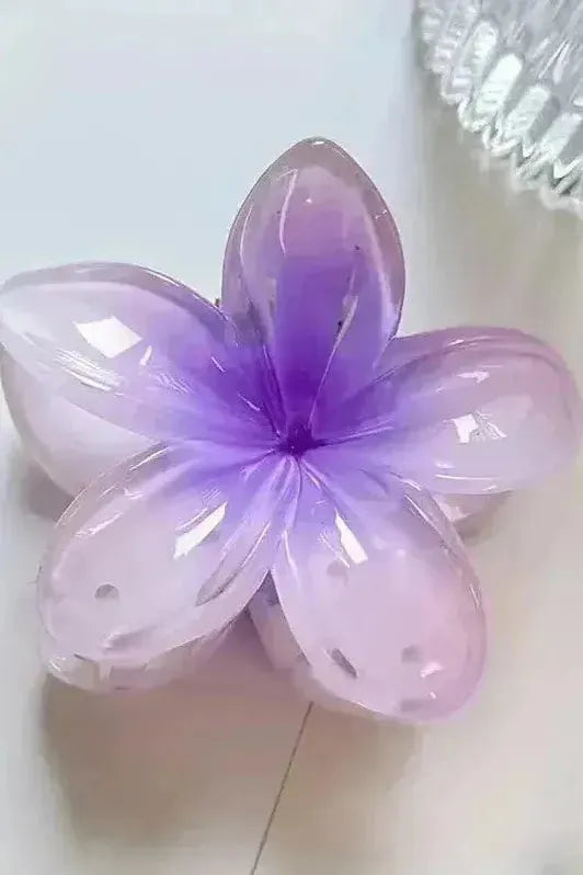 Maevyn - Glossy Flower Hairclip